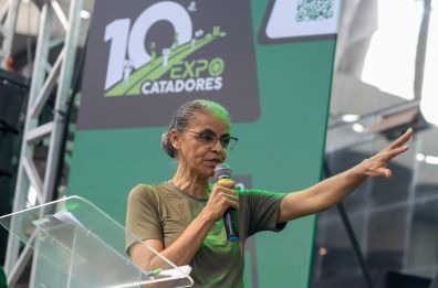 Marina Silva defende que Brasil deve considerar impor limite à exploração de petróleo