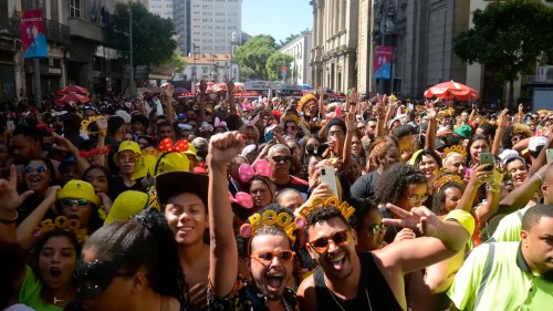 Foliões pelas ruas do centro do Rio de Janeiro (Foto: Tomaz Silva / Agência Brasil)