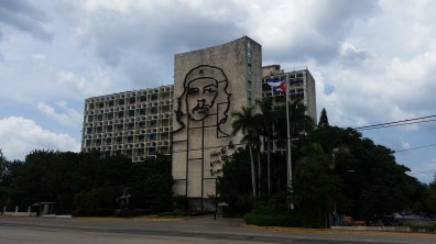 Cuba diz querer pagar dívida com Brasil, mas cita até mudanças climáticas como impedimento