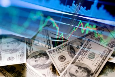O que esperar do dólar blue para 2024 com Milei no poder?