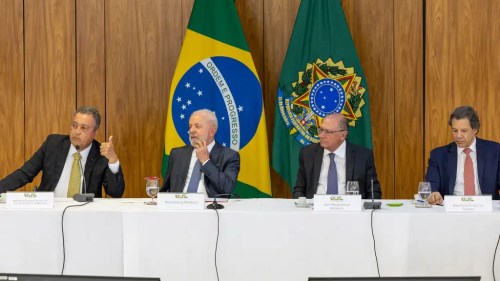 Mercado aguarda próximos passos da regulamentação das debêntures de infraestrutura. Foto: Fábio Rodrigues-Pozzebom/Agência Brasil.