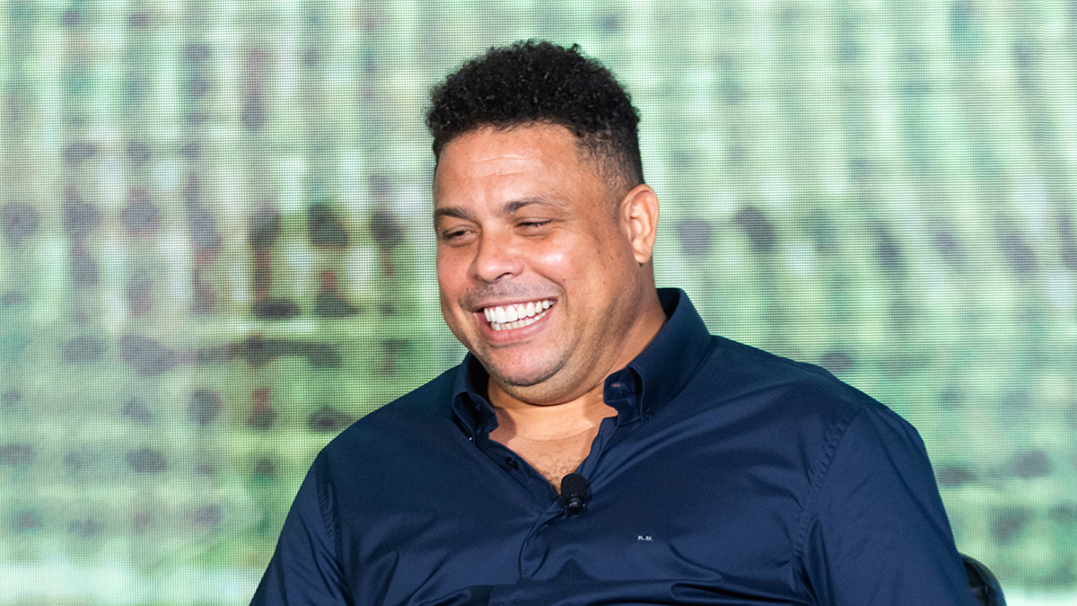 Em entrevista à Inteligência Financeira, Ronaldo fala sobre o impacto emocional da venda da SAF do Cruzeiro, do pós-carreira como empreendedor e do futuro de seus negócios. Ele falou de Nova York, onde participou da Itaú BBA CEO Conference