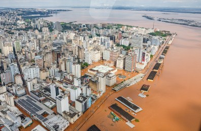 Número de atingidos por enchentes sobe para dois milhões no Rio Grande do Sul