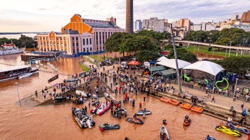 Resgate de vítimas das enchentes no Rio Grande do Sul. Foto: Gustavo Mansur/Palácio Piratini