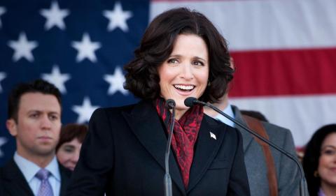 Julia Louis-Dreyfus é Selina Meyer, na série VEEP. Divulgação/HBO.