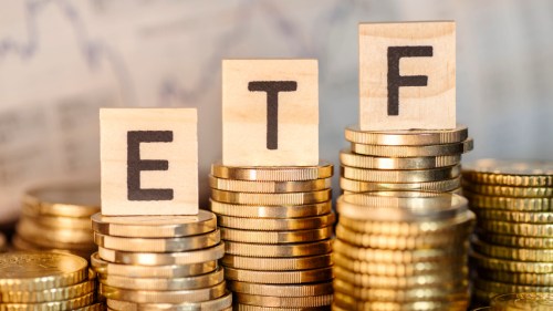 ETFs de S&P 500 entram em destaque com cortes de juros pelo Fed; vale a pena investir neles? Foto: Getty Images